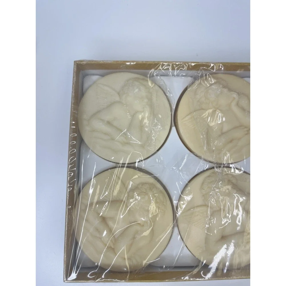 Saponificio Artigianale Fiorentino Raphael Cherub Angel Soap 4 Round‎ Relief